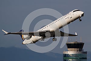 Lufthansa CRJ900 D-ACKE lifting off in Graz