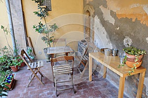 Lunch in the Tuscan garden Italy