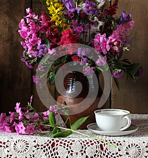 Lush bouquet of garden flowers snapdragon and phlox