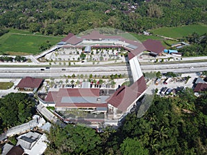 The Luxurious Rest Area of ??the Semarang Solo toll road in Central Java Km 456 Salatiga, Like a Mall Between 5 Mountains