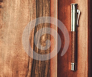 Luxurious rollerball pen