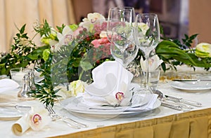 Luxurious Wedding Table Setting