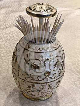 Luxury Chinese style toothpick container