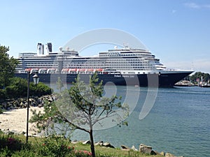 luxury cruise ship MS Queen Victoria, Bermudas