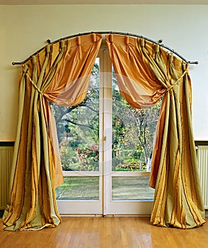 Luxury curtain