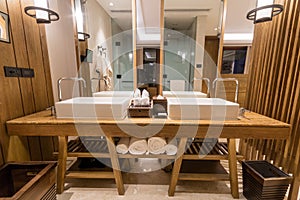 Luxury ensuite 5 star bathroom in bedroom