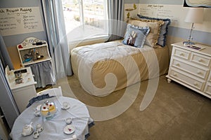 Luxury home kids bedroom