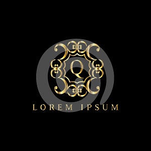 Luxury letter Q Logo. Vector logo template sign, symbol, icon, vector luxury frame