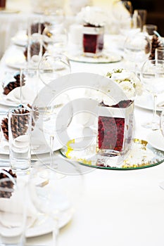 Luxury place setting for wedding