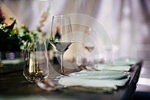 Luxury Table setting for weddings and social events.