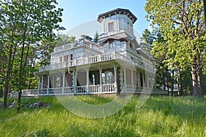 Luxury vintage cottage at the Zelenogorsk