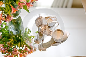 Luxury wedding shoes for bride