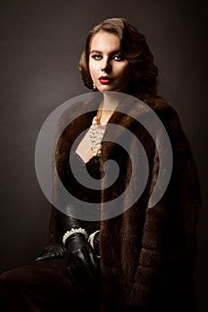 Luxury Woman in Fur Coat, Fashion Model Beauty Portrait, Old Fashioned Well Dressed Lady