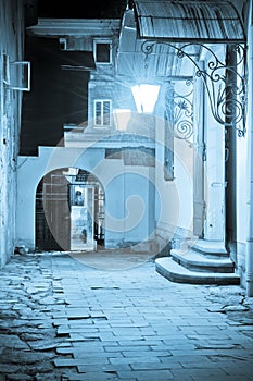 Lviv courtyard photo