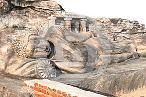The lying buddha statue