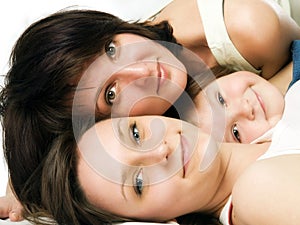 Lying mother and two daughters