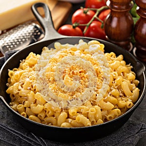 Mac and cheese in a cast iron pan