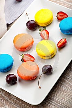 Macaroons and berries