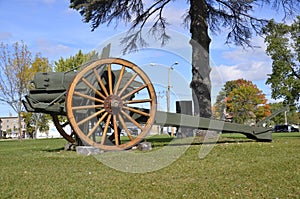 Machine gun on display