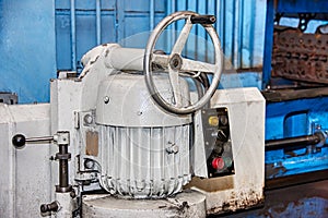 Machine skimming head cylinder