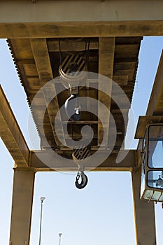 The machine used to open the dam.