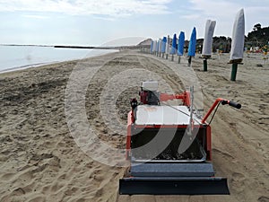 Beach cleaning machine