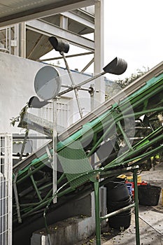 Machinery for olive processing in an olive oil mill
