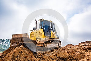 Machines excavating the soil from the beginning of the work.