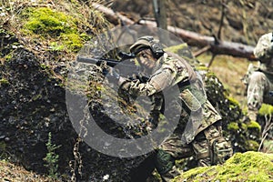 Machismo feminine sergeant leading British task force aiming to attack photo