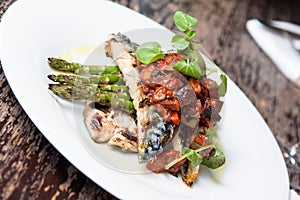 Mackerel with asparagus