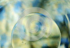 Macro bubbles in water