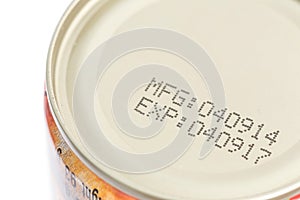 Macro expiration date on canned food