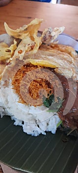 Madiun& x27;s original vegetable pecel rice