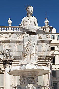 Madonna Verona in Piazza delle Erbe