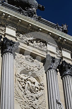 Madrid famous Retiro Park in the early morning.Monument to Alonso XII, parque del retiro, Madrid, Spain