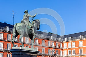 Bronze equestrian statue of King Philip III the Plaza Mayor in Madrid (1616) by Jean Boulogne, Madrid, Spain