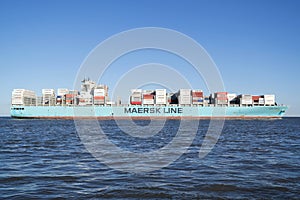 MAERSK GIBRALTAR on the river Elbe