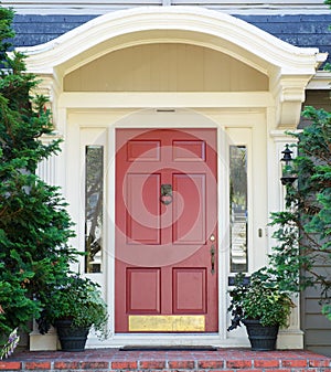 Magenta home door