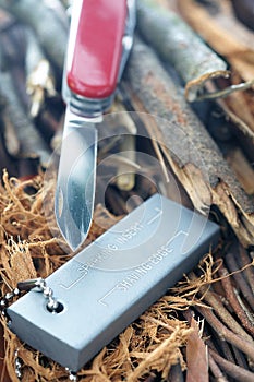 Magnesium fire starter, knife, vertical, Mobile phone wallpaper