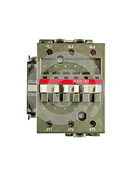 Magnetic contactor