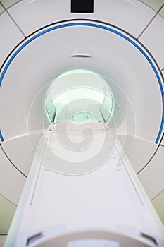 Magnetic resonance imaging