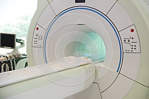 Magnetic resonance imaging