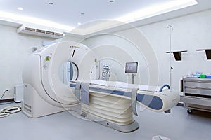 Magnetic resonance spectroscopy machine