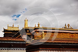 A magnific Tibet temple