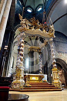 Altar of Duomo, Trento, Italy Ã¢â¬â Side View