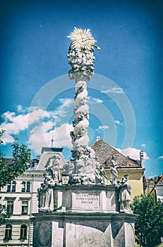 Magnificent baroque column, Sopron, analog filter