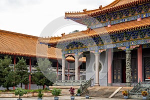 A magnificent and exquisite Chinese Buddhist temple hall