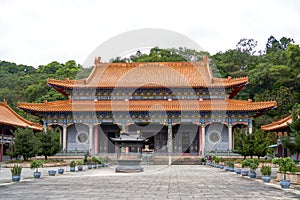 A magnificent and exquisite Chinese Buddhist temple hall