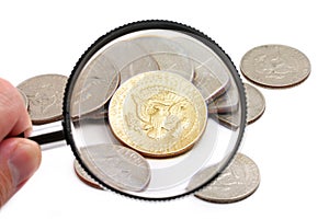 Magnifying usa coins