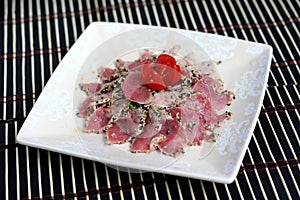 Maguro tataki